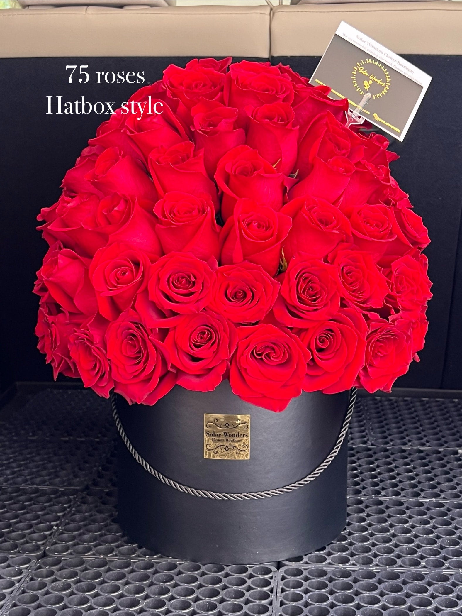 Roses 100 & Butterflies Hatbox